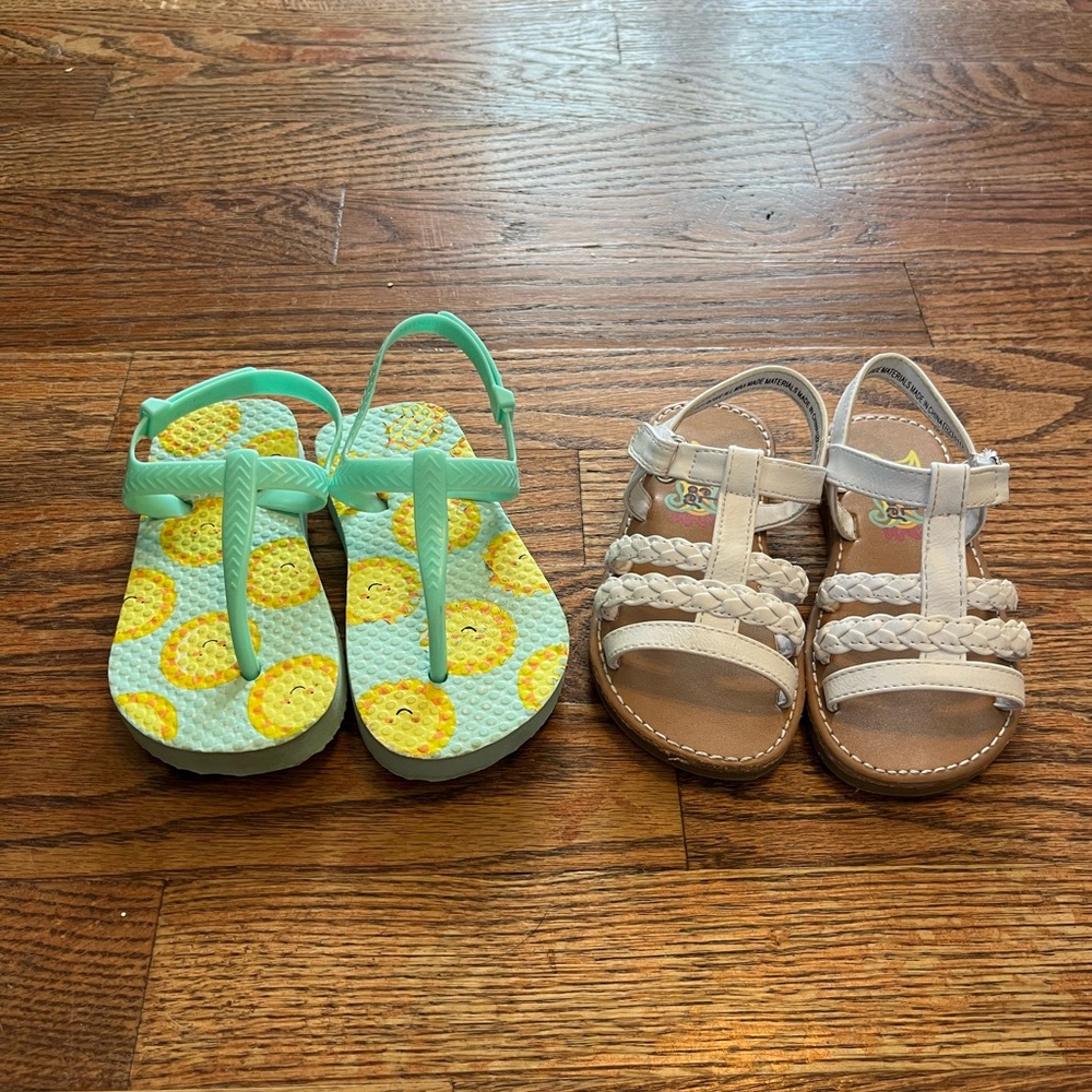 Girls Toddler Shoes. Set of 2.